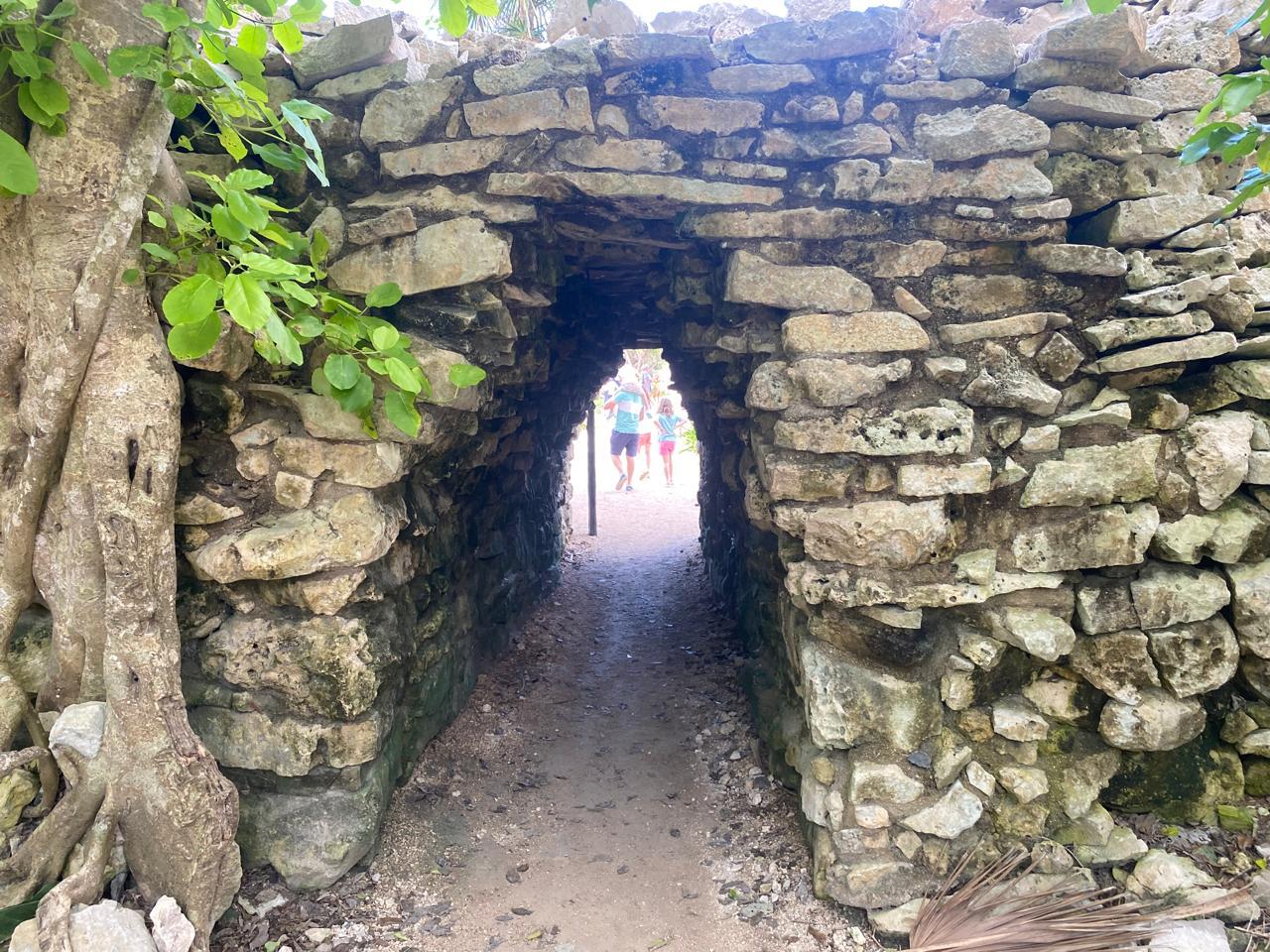 Zona Arqueológica de Tulum – Historia frente al mar Caribe