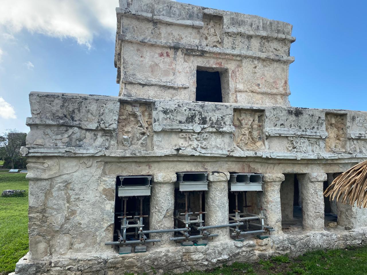 Experiencia 3 en 1 – Medio Día: Nado con Tortugas, Ruinas de Tulum y Cenotes