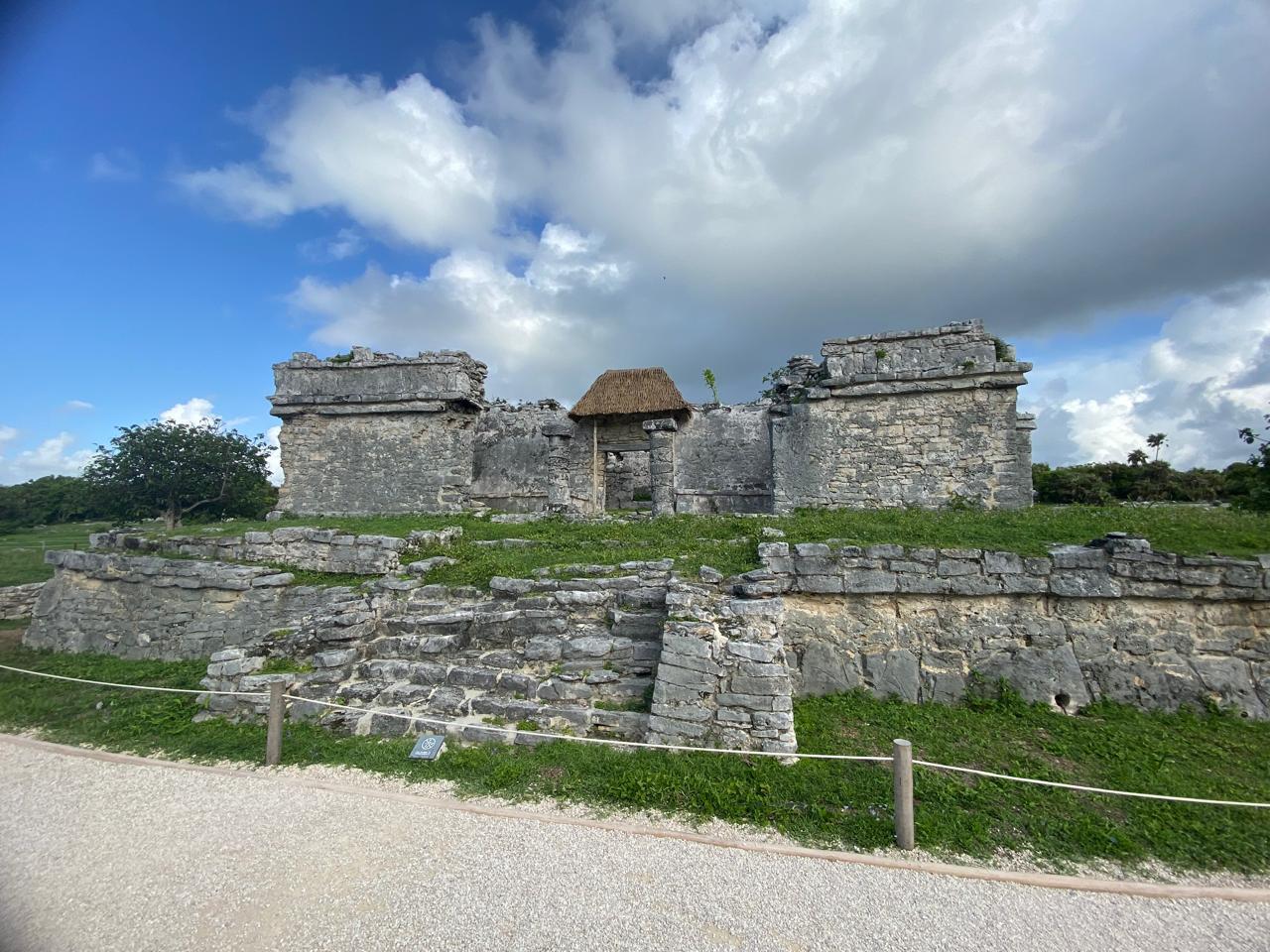 Zona Arqueológica de Tulum – Historia frente al mar Caribe